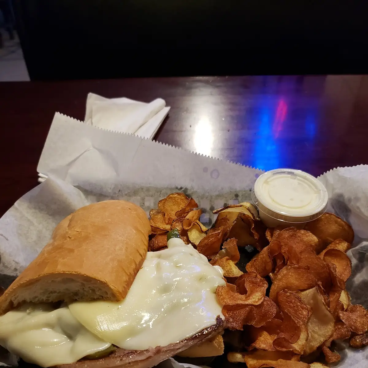 Steak Sandwichand Pub Chips and Dips