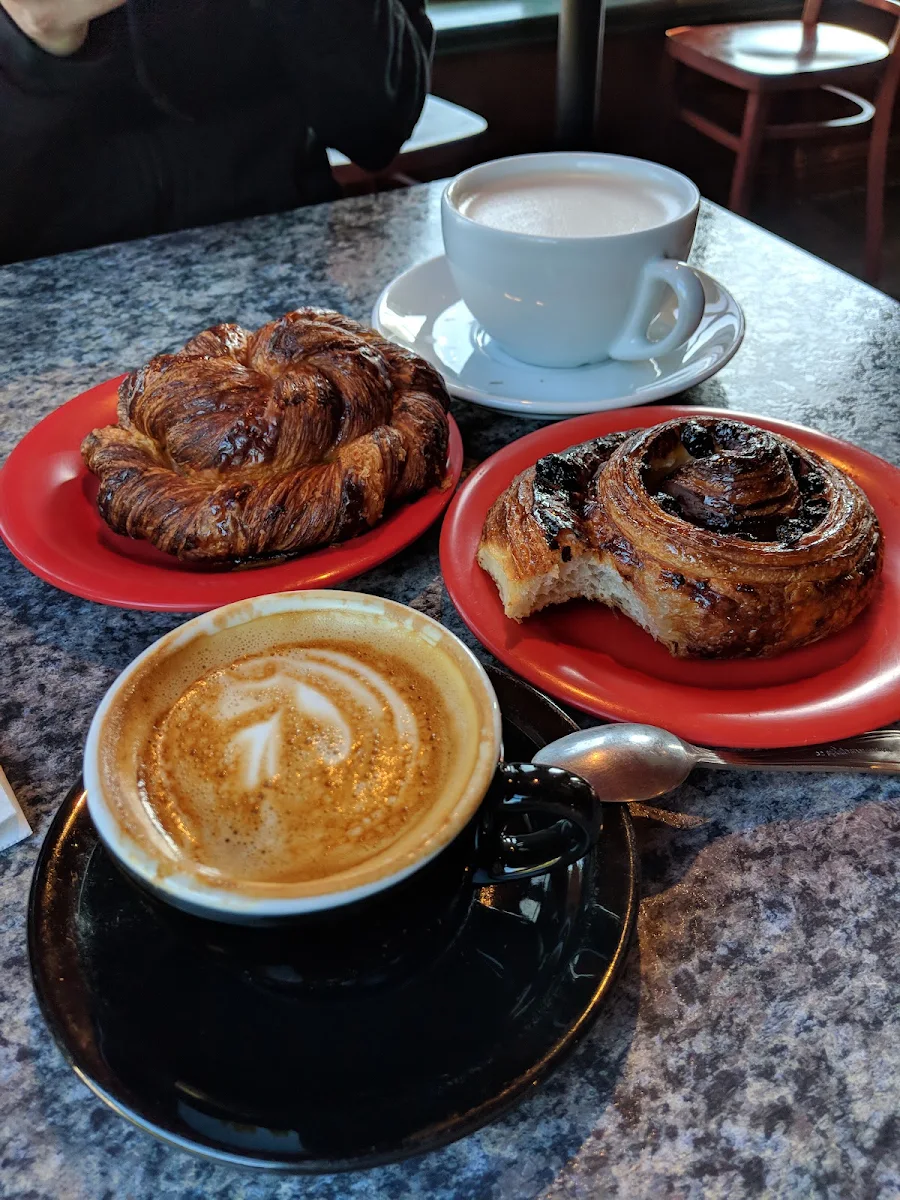 Cappuccino & Butter Croissant