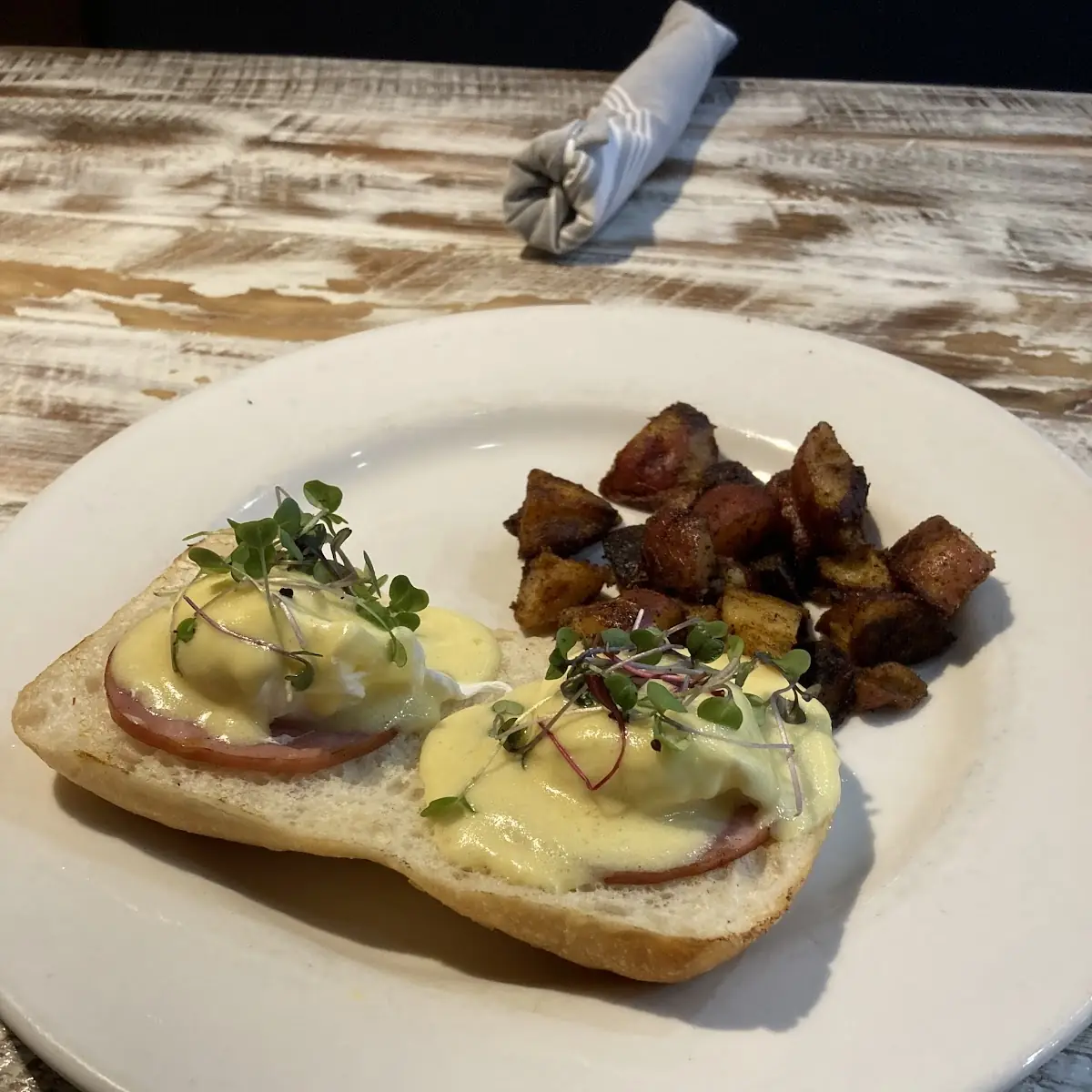 Eggs Benedict