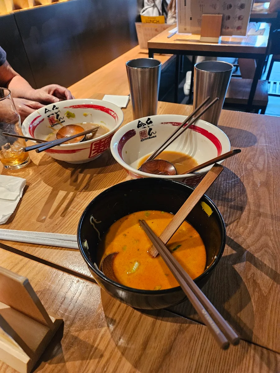 Ramen & Sake, KINTON RAMEN OTTAWA