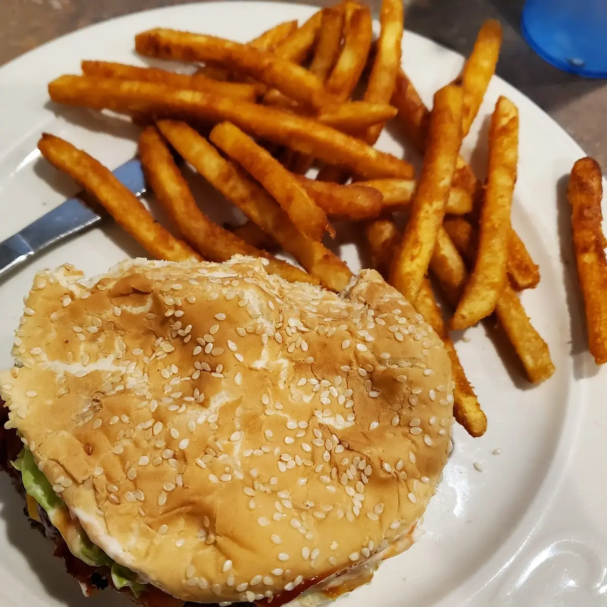 Classic Bacon Cheeseburger with Crispy Fries