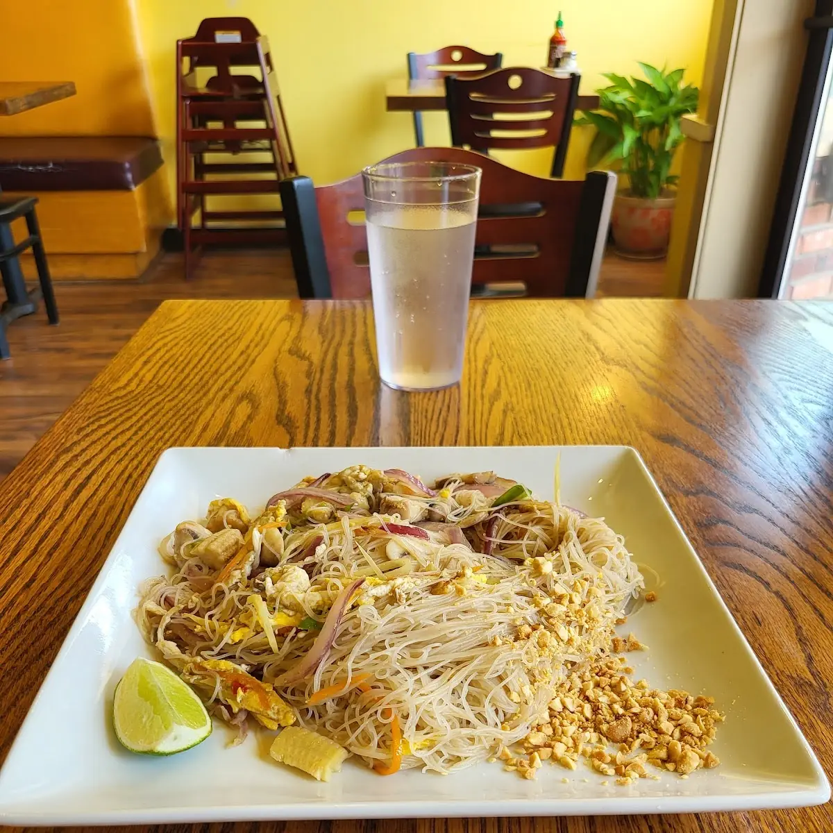 Pad Mee Khow