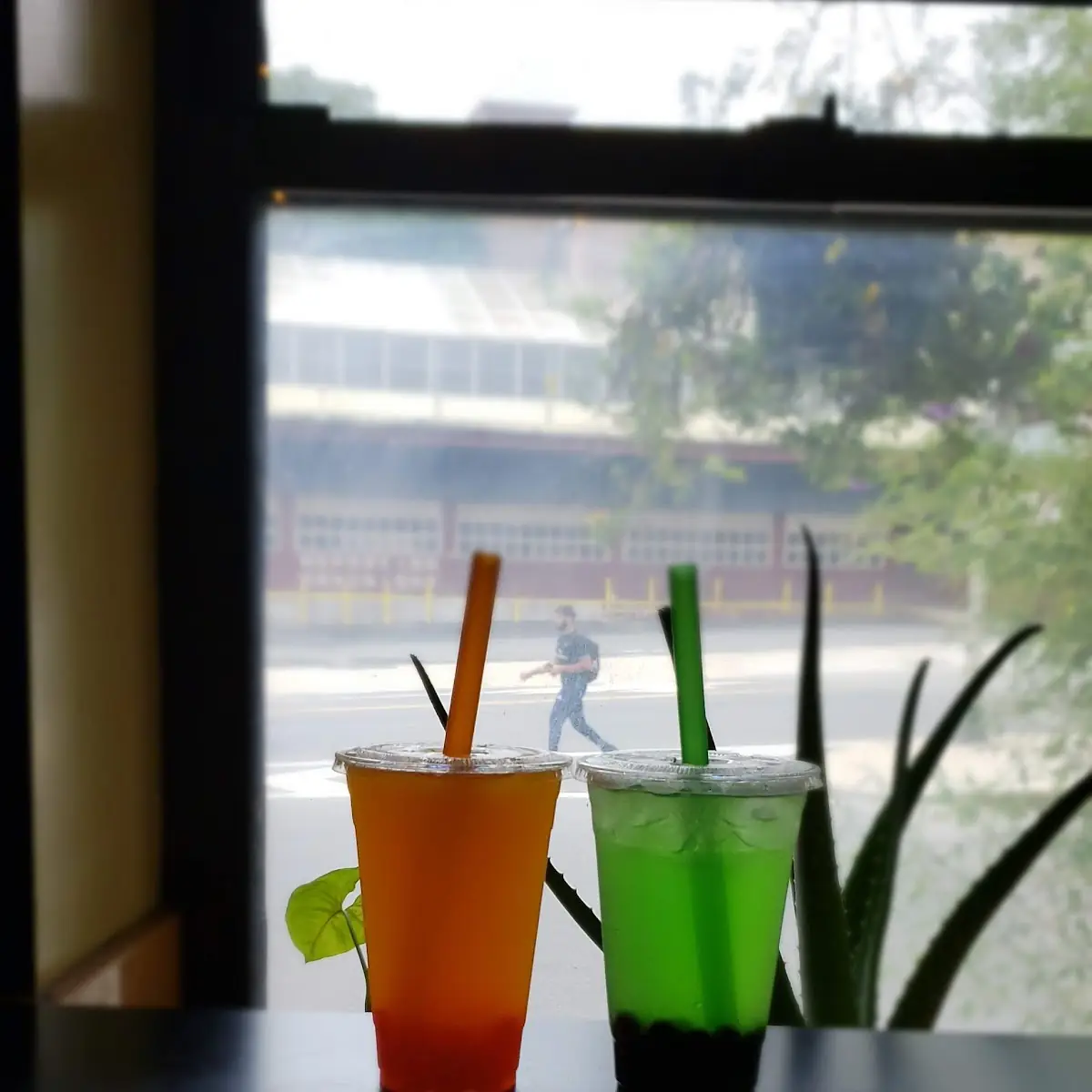 Mango Juice with Strawberry Jelly