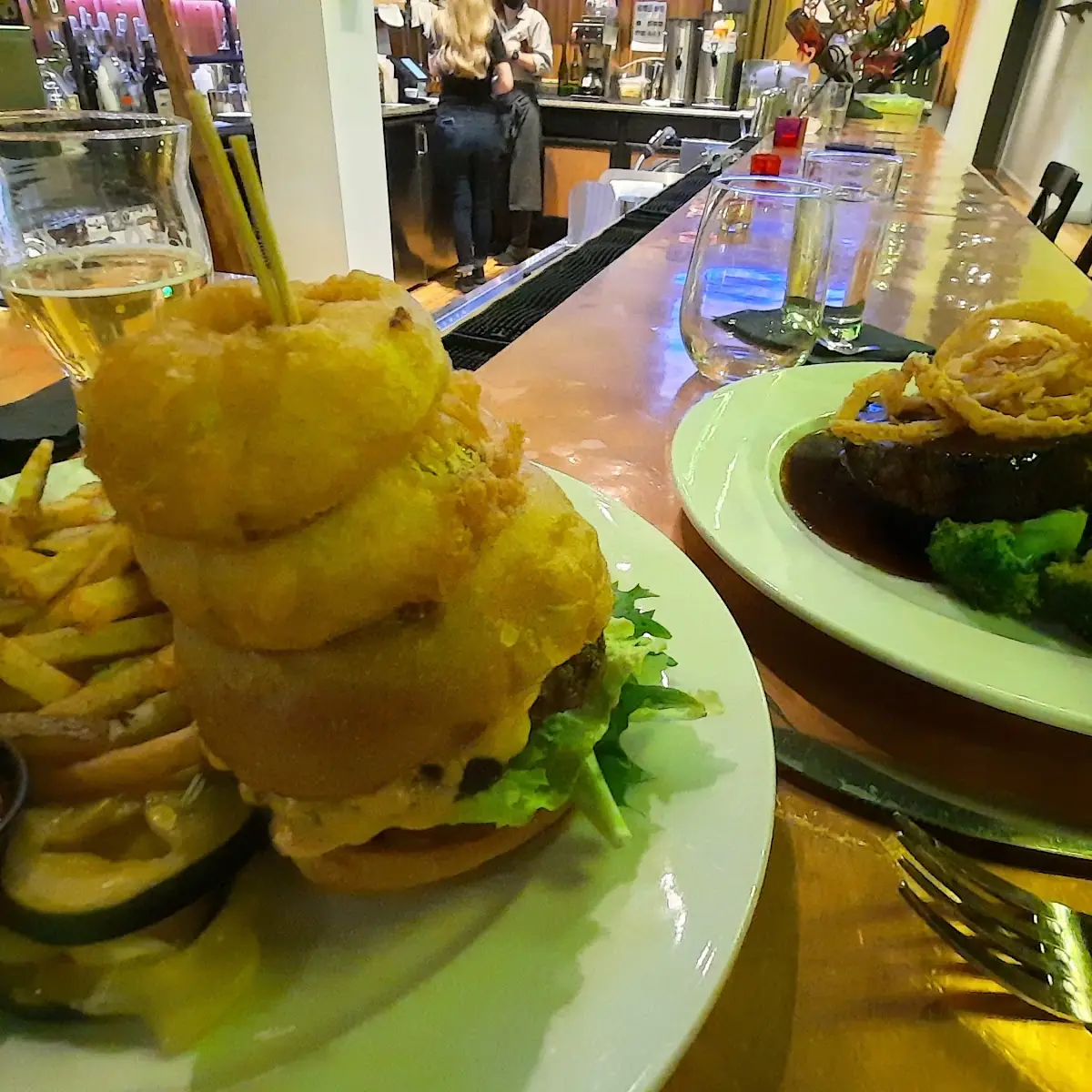 Vidalia Burger