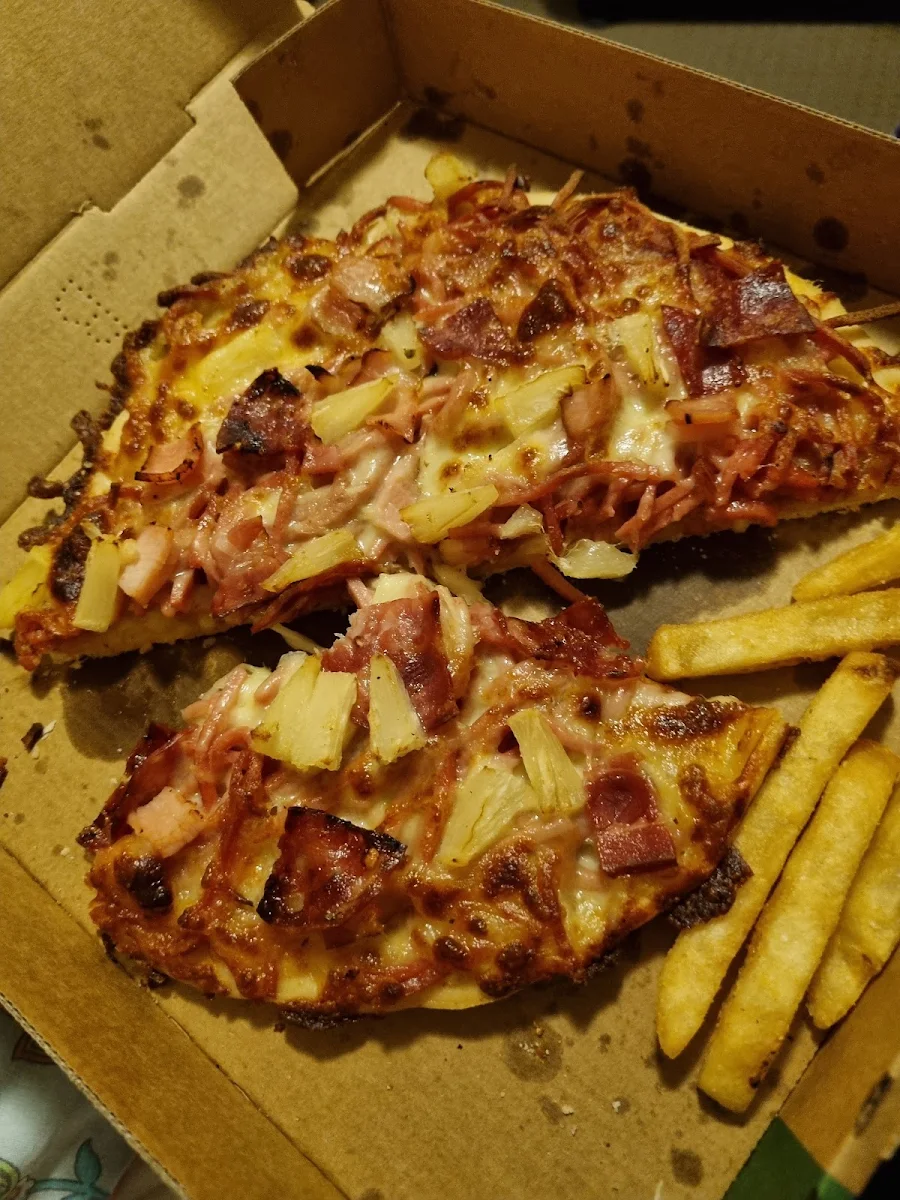 Hawaiian Add Salami, The Last Hoot - Cafe, Bar & Pizzeria