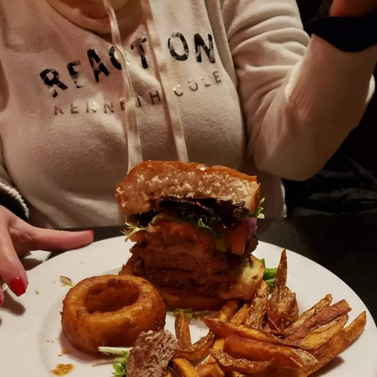 Burger with Lettuce
