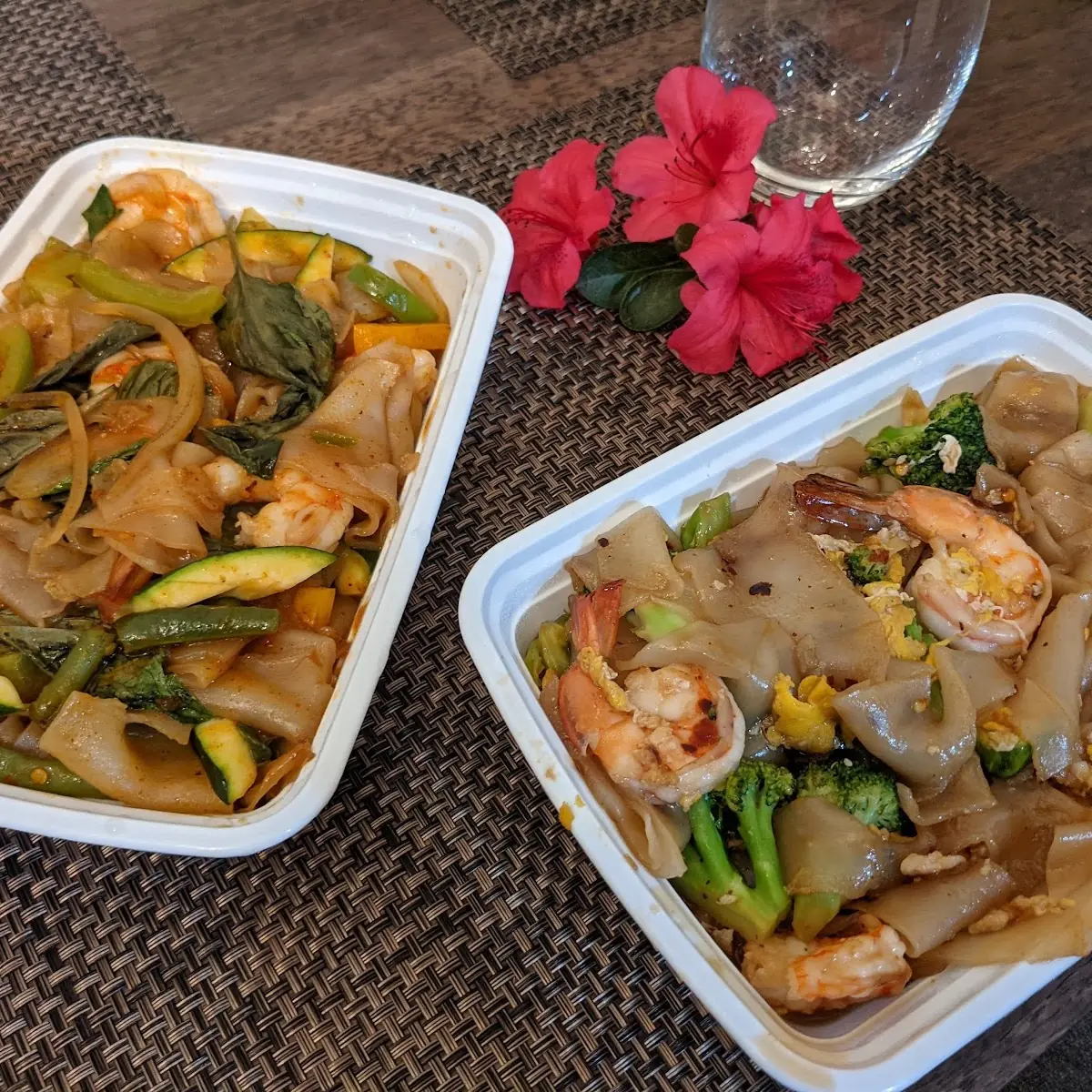 Pad See EW and Pad Kee Mao