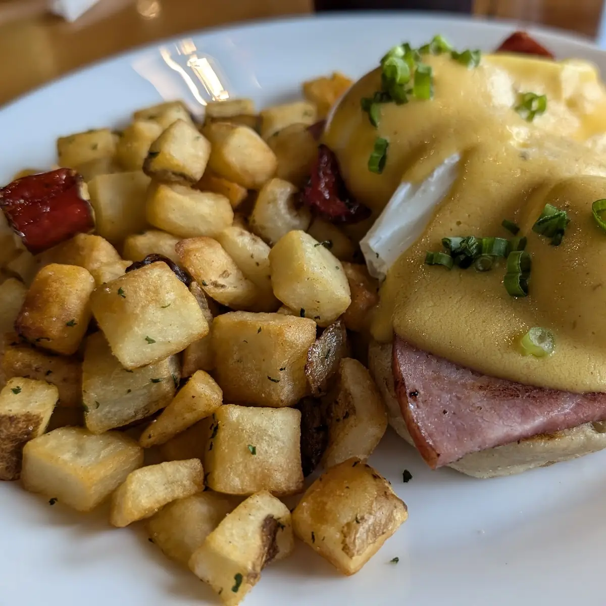 Gateway Eggs Benedict