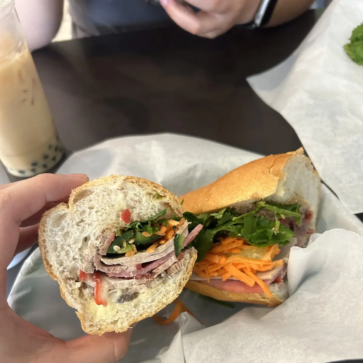 Banh MI DAC Biet