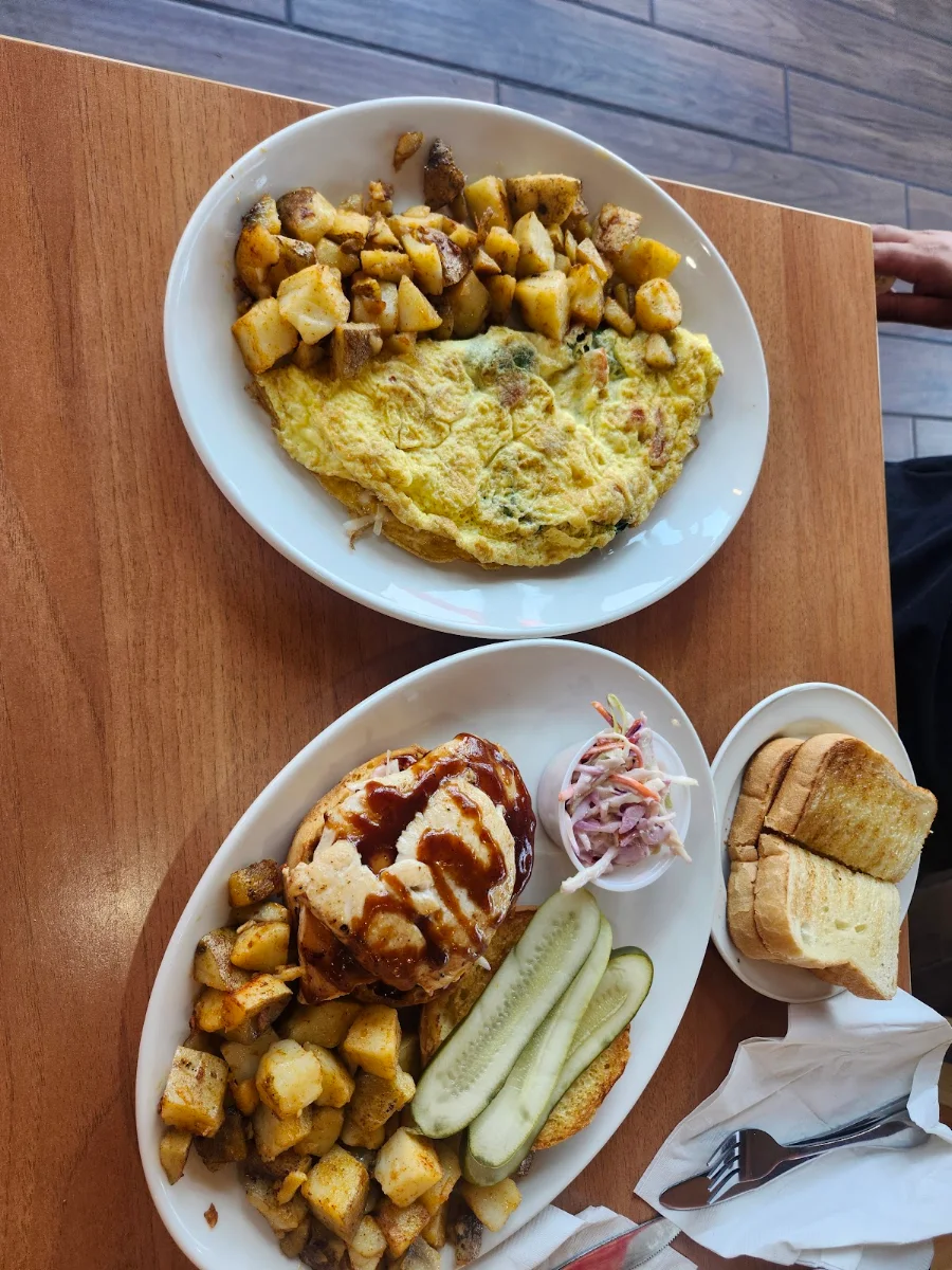 Highlights, Sunset Grill