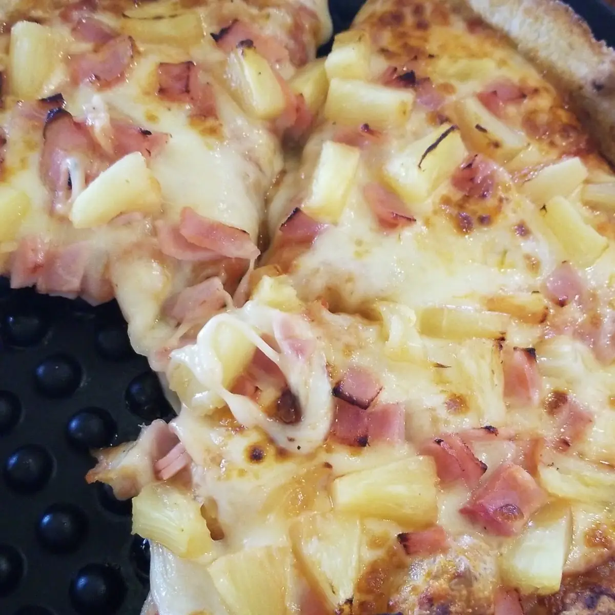 Hawaiian Pizza