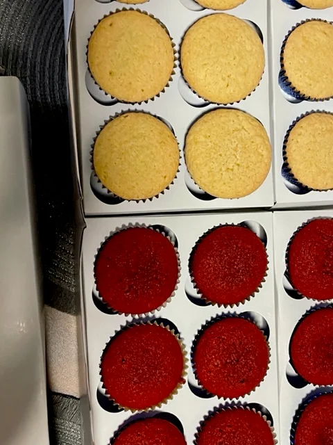 Vanilla and Red Velvet Cupcake