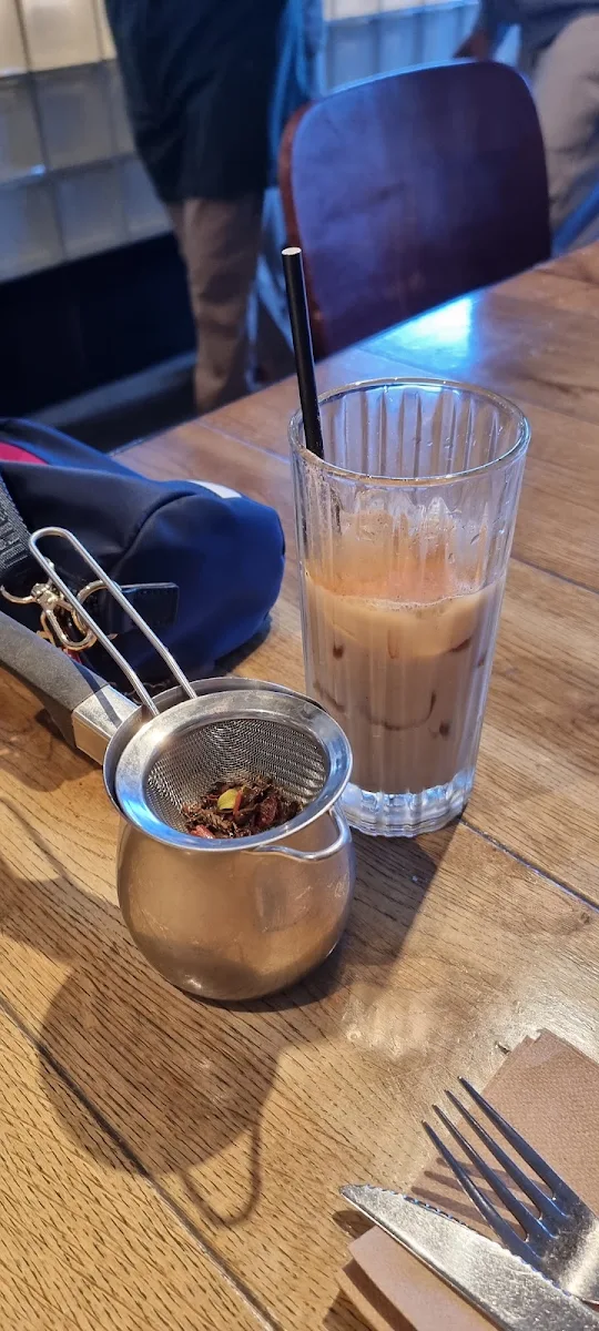 Almond Latte, Goodfields Eatery