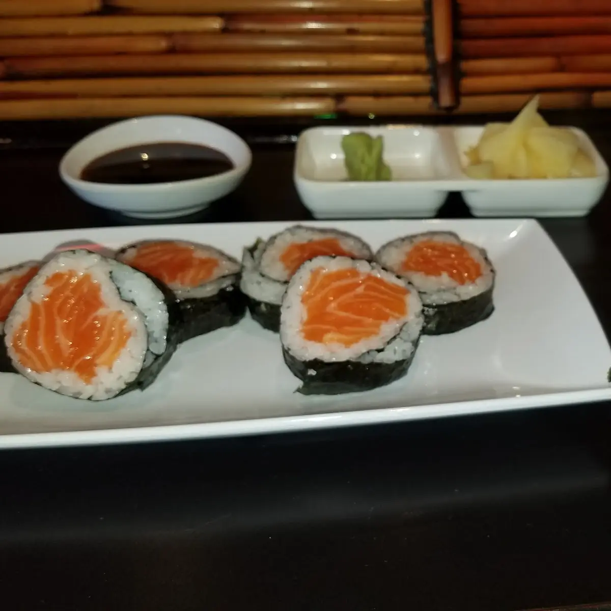 Salmon Roll