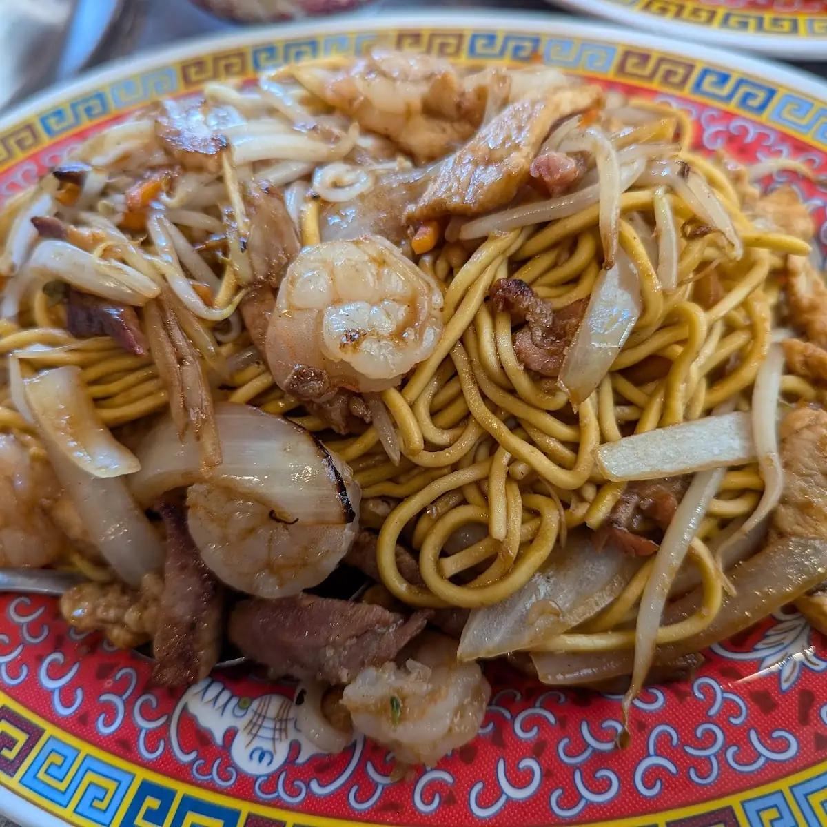 Tang's Lo Mein Noodles