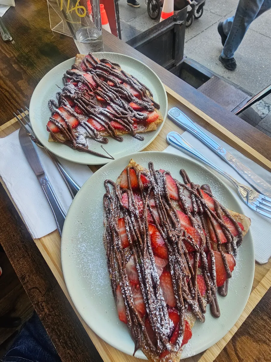 Banana Strawberry and Nutella Crepe