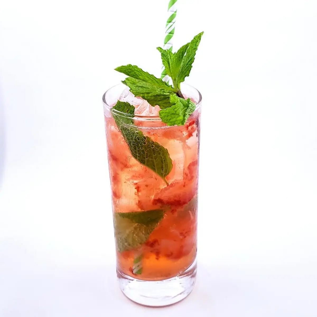 Strawberry-Mint Fizz