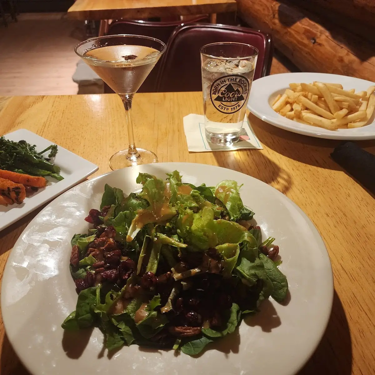 Salad with Pecans and Dried Cranberries