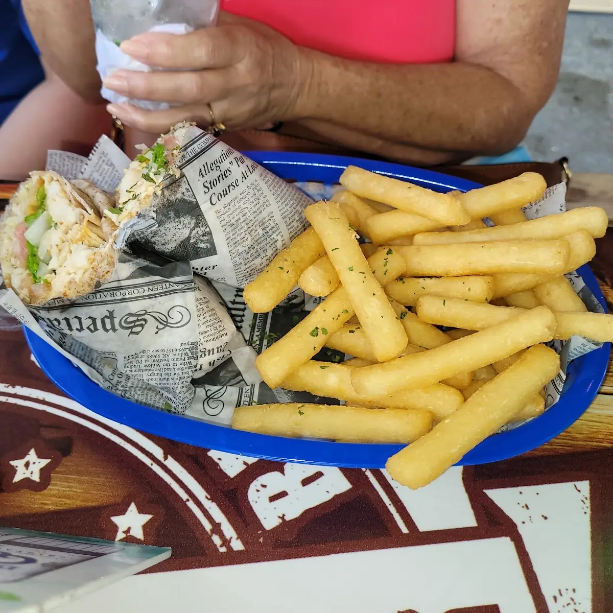 Wrap de Pollo Con Yuca Frita