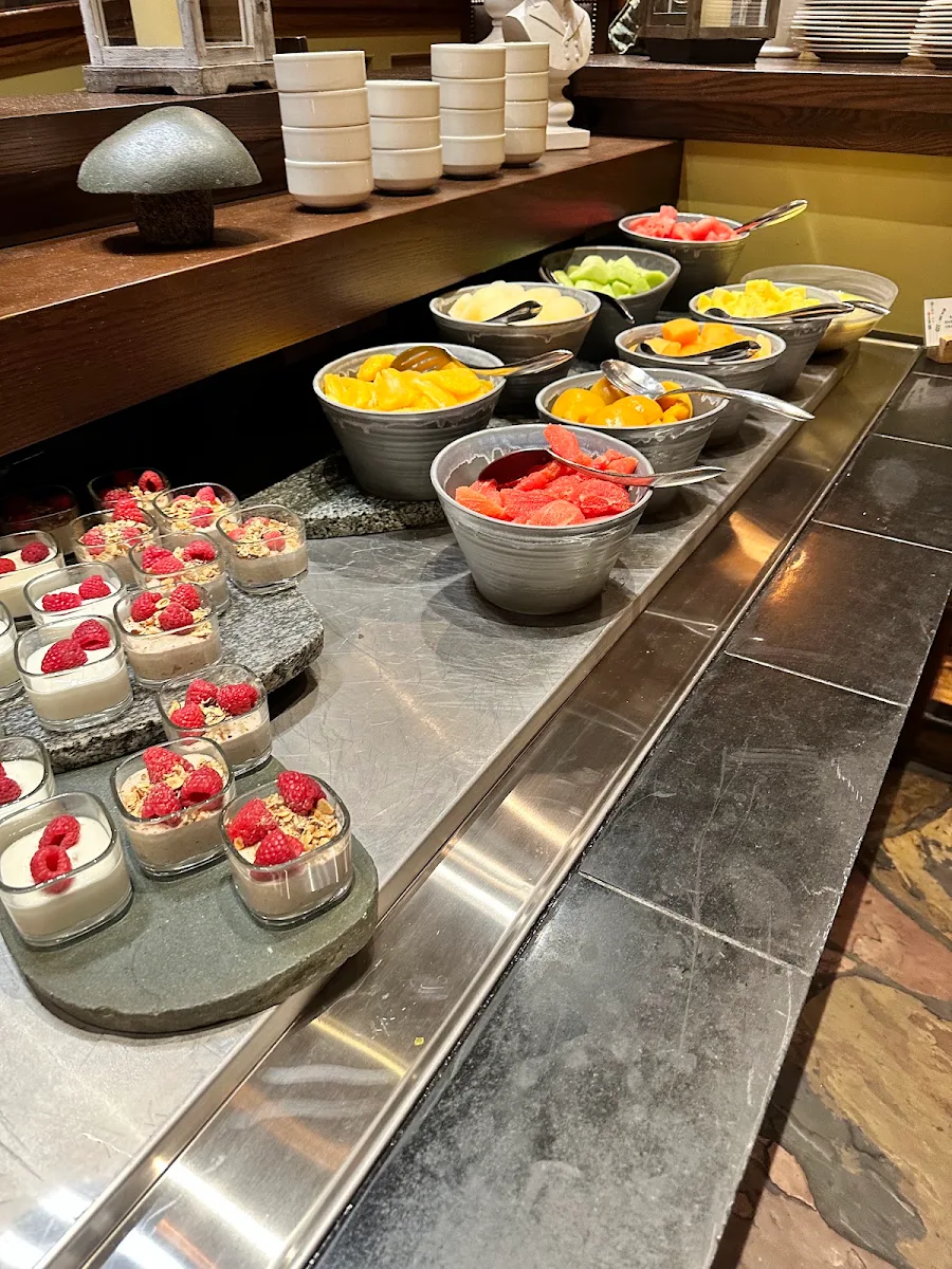 Dessert and Fruit, THE WILDFLOWER