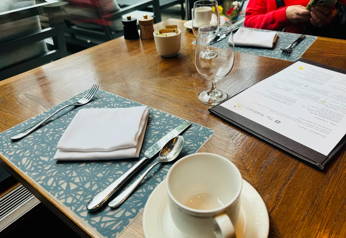 Table Service, THE WILDFLOWER