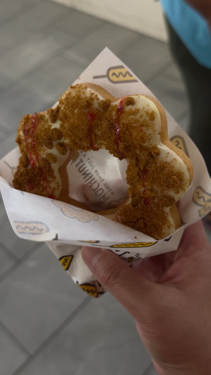 Strawberry Cheesecake Mochinut