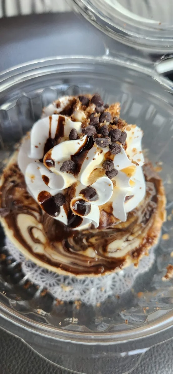 Chocolate Chip Cheesecake