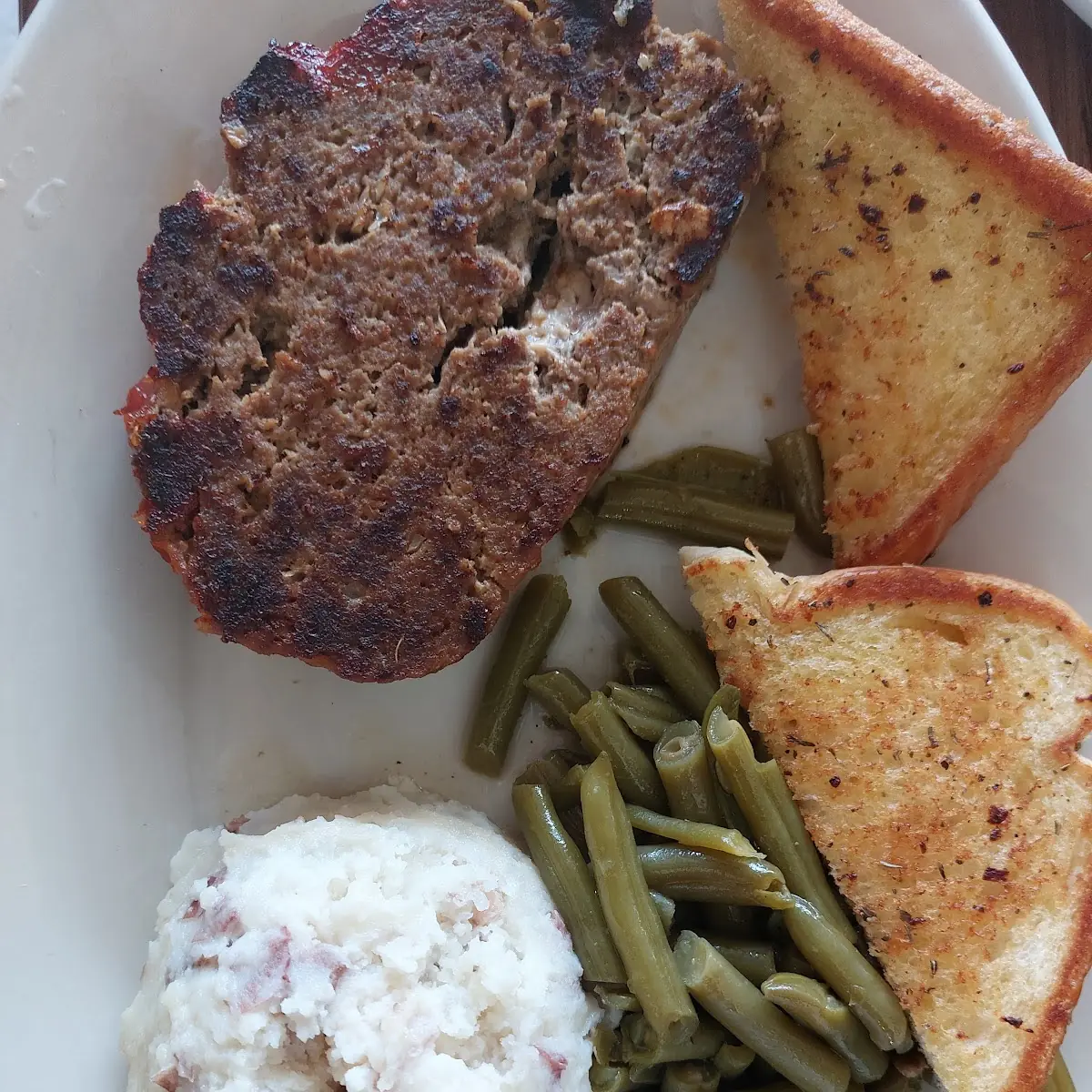 Meatloaf Dinner with Mashed Potatoes and Green Beans