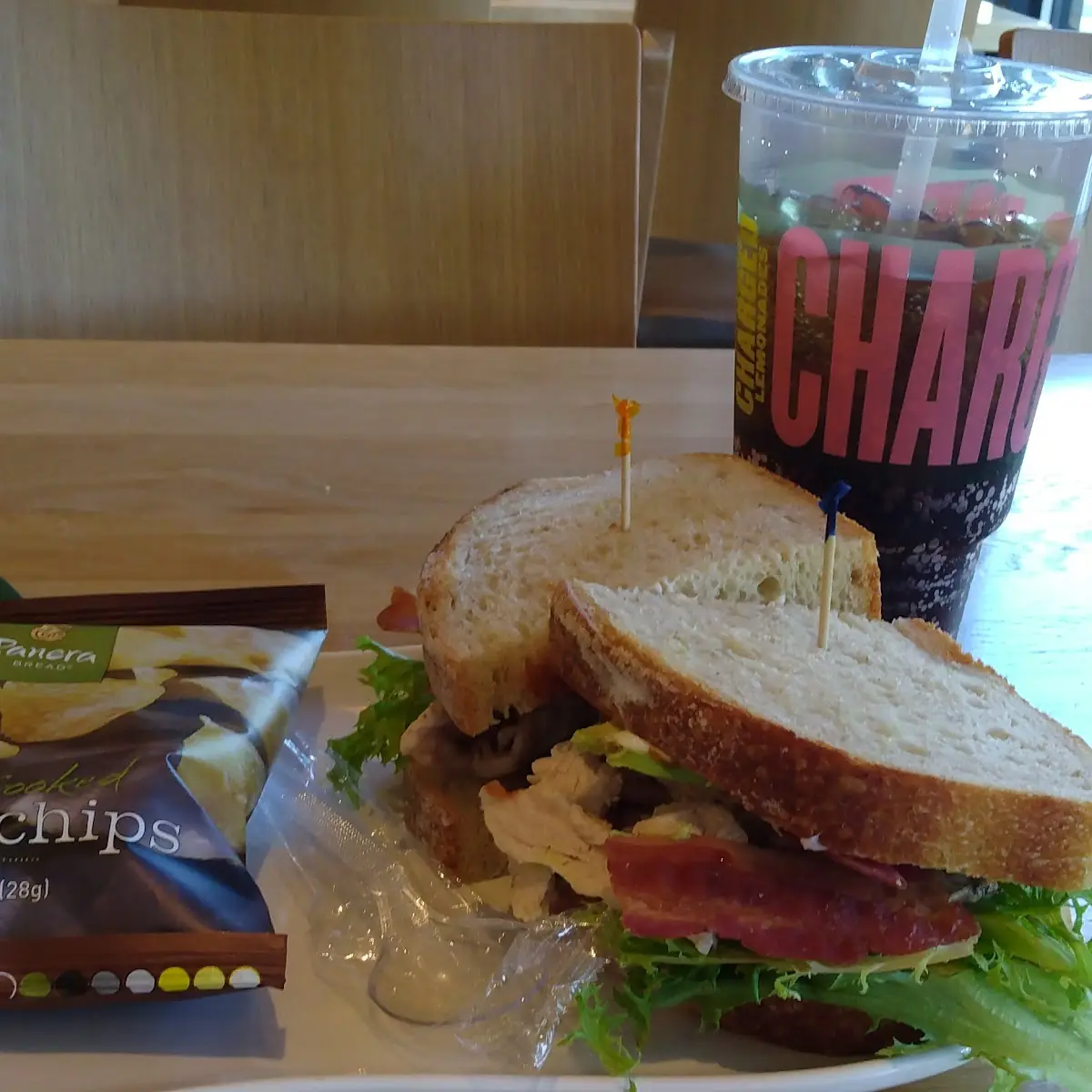 Roasted Turkey & Avocado blt