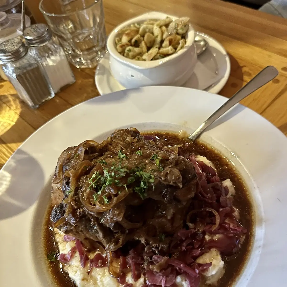Braised Pork Shank with Mashed Potatoes