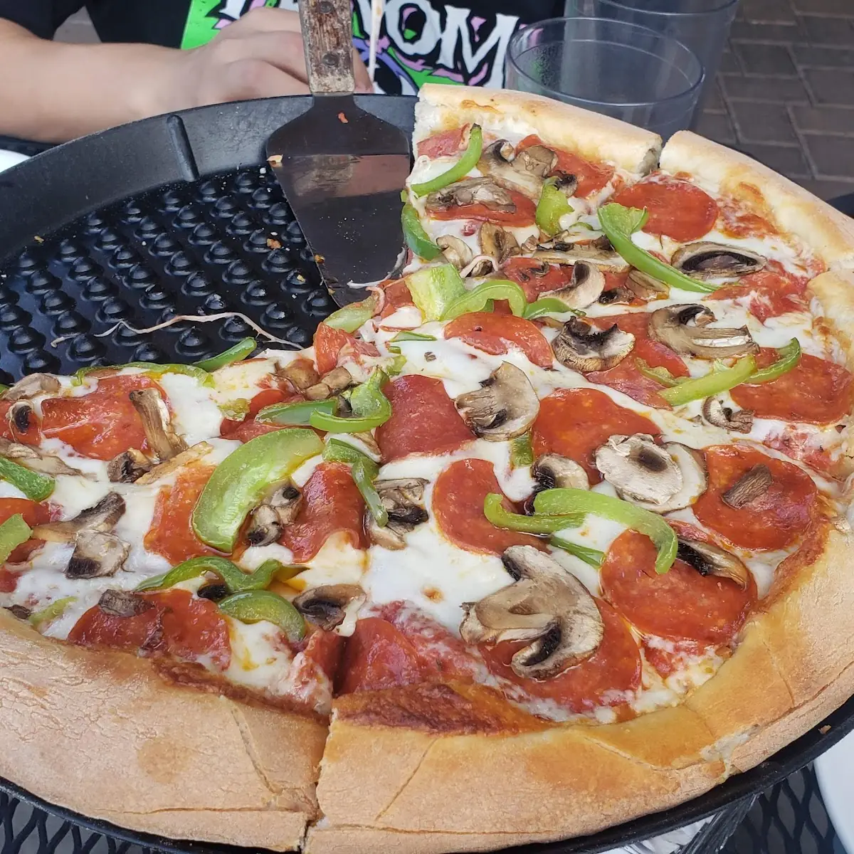 Mushroom Green Peppers and Pepperoni Pizza
