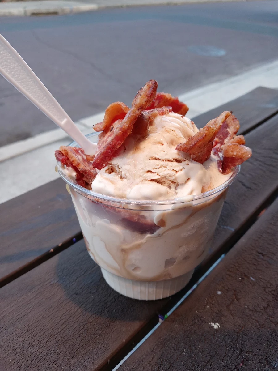 Salted Caramel Vermont-Er Sundae