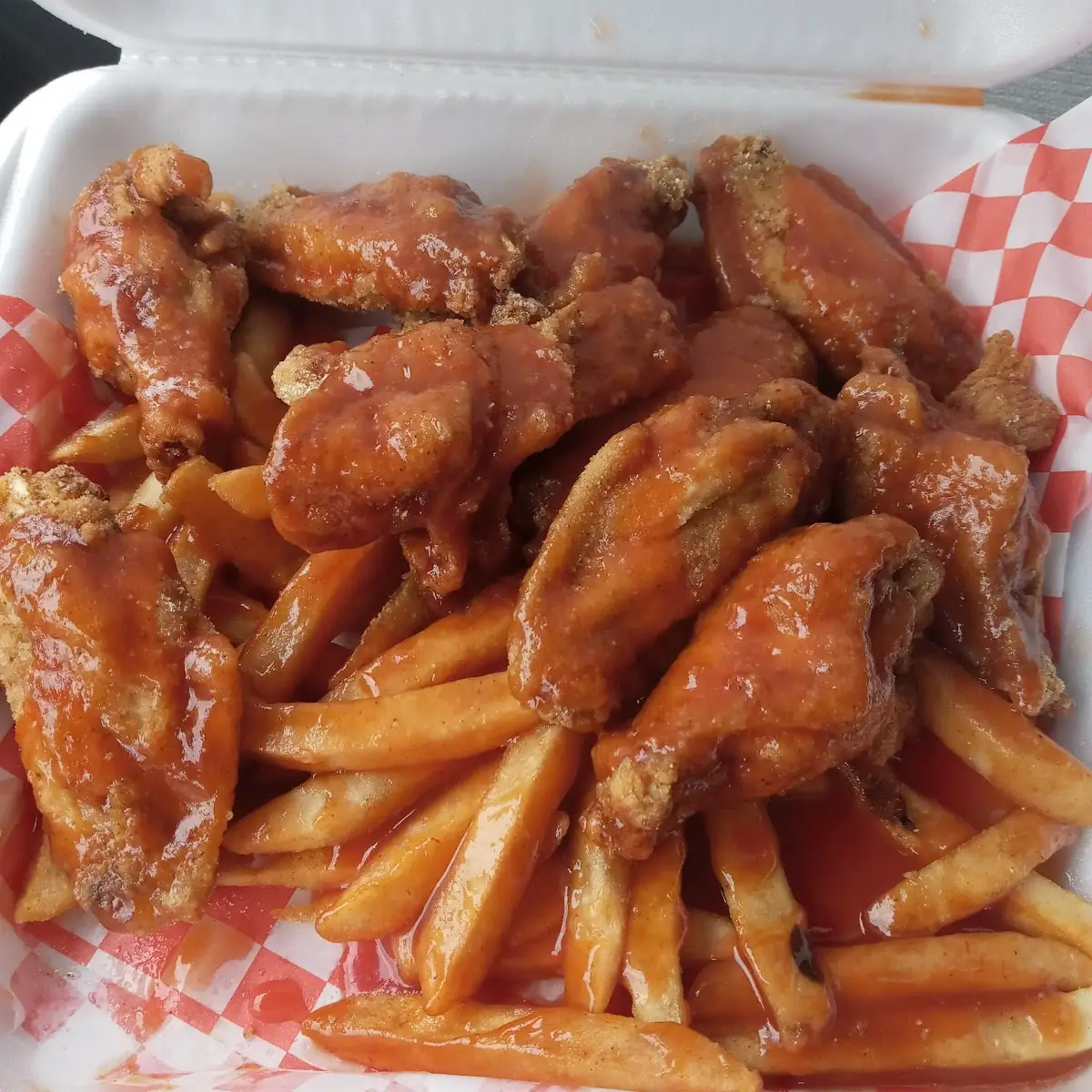 Wings with Chicago Mild Sauce