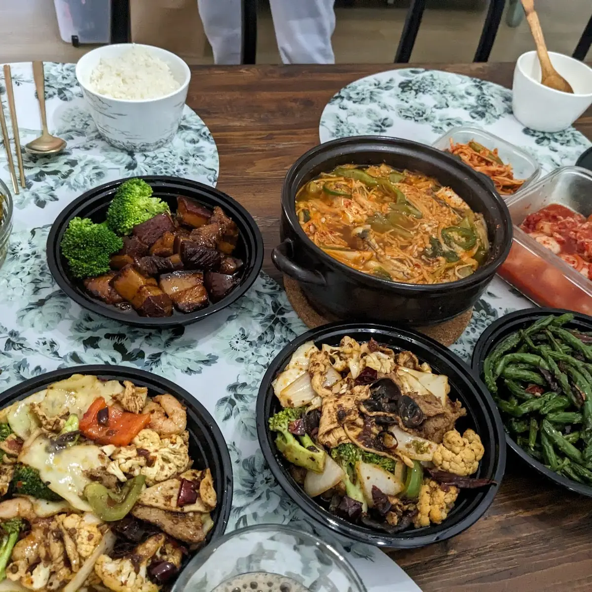 String Bean Dry Hot Pot Pork Belly in Brown Sauce