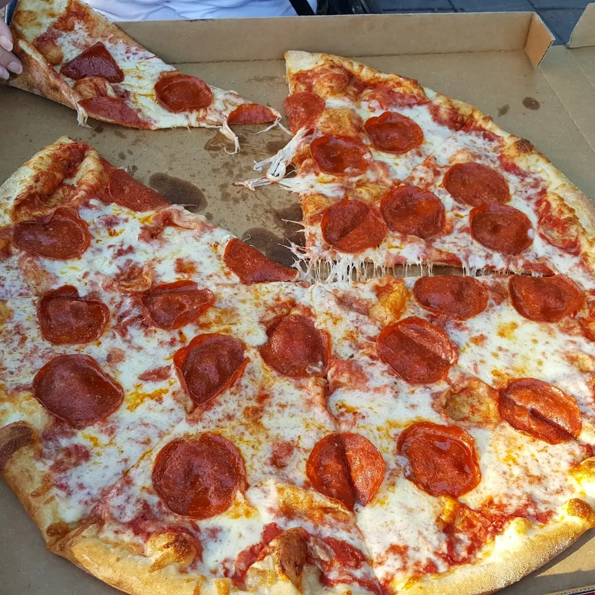 16 Inch Pepperoni Pizza