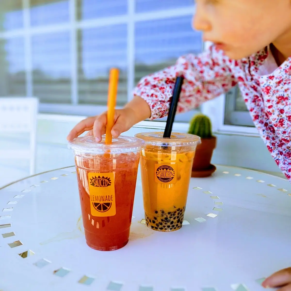 Sparkling Strawberry Lemonade and Thai Tea