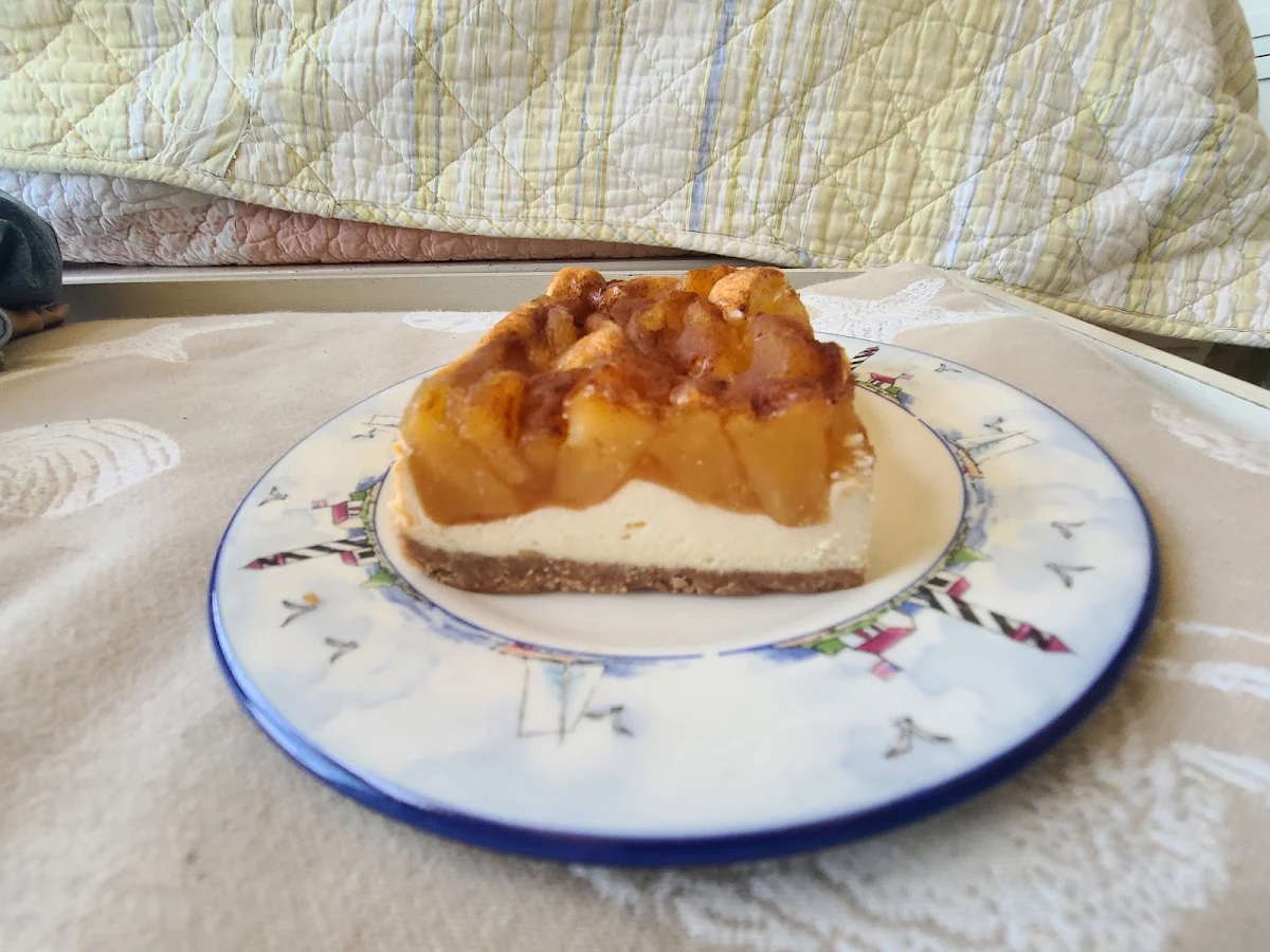Apple Pie Cheesecake