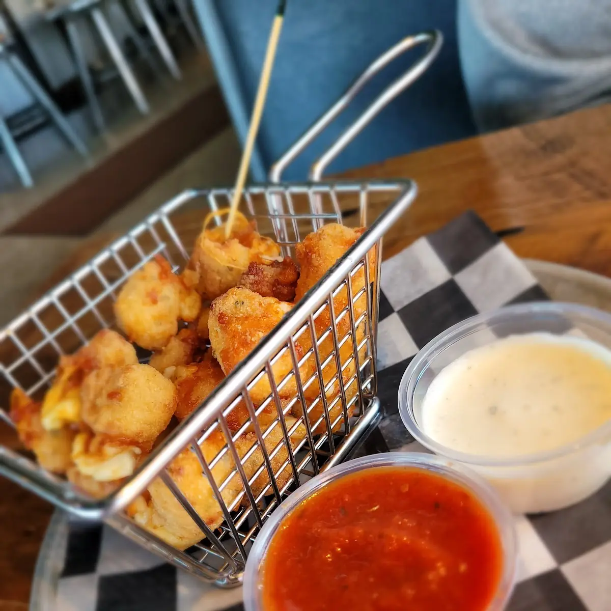 Garlic Cheese Curds