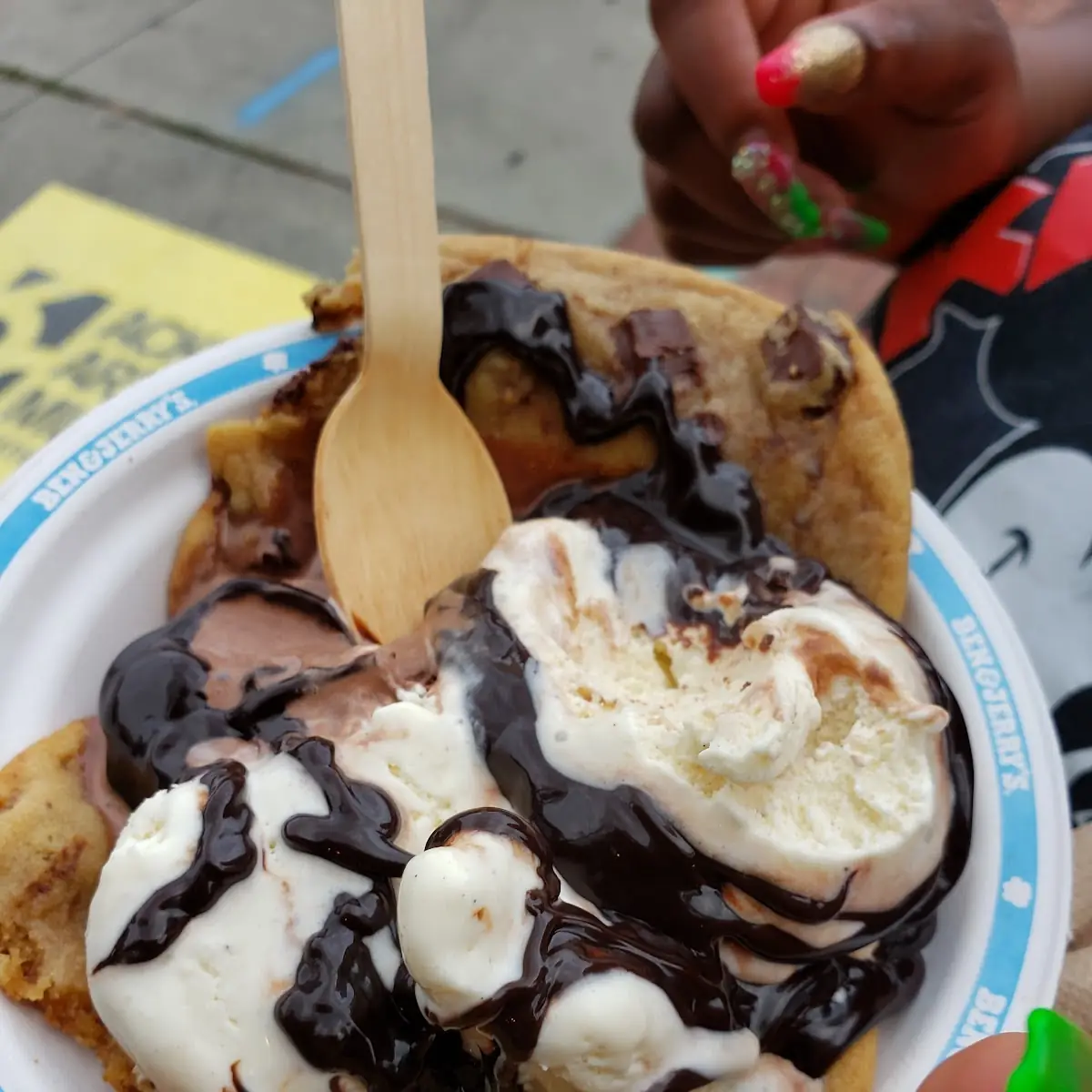 Custom Cookie Sundae