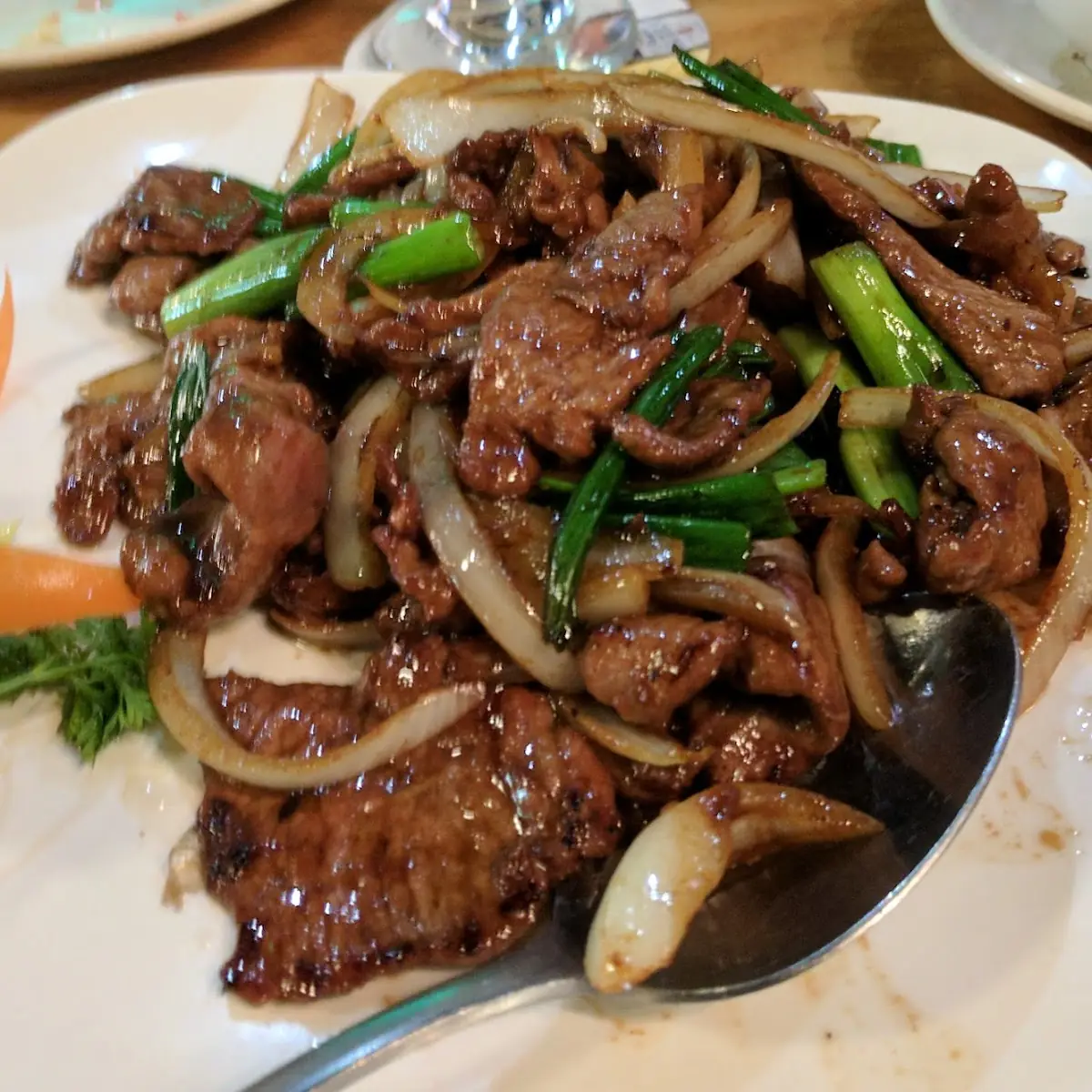 Beef with Garlic Sauce