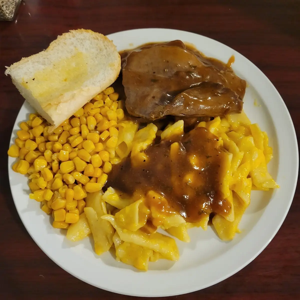 Pot Roast with Mac and Cheese and Corn