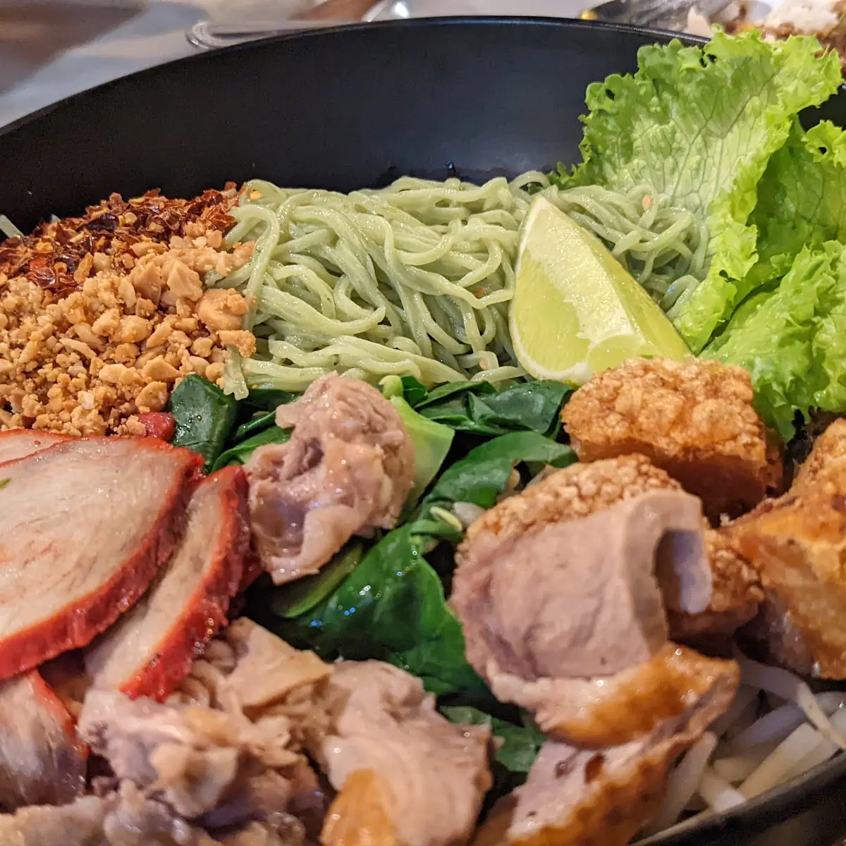 Ba Mee Giaw Moo Dang
