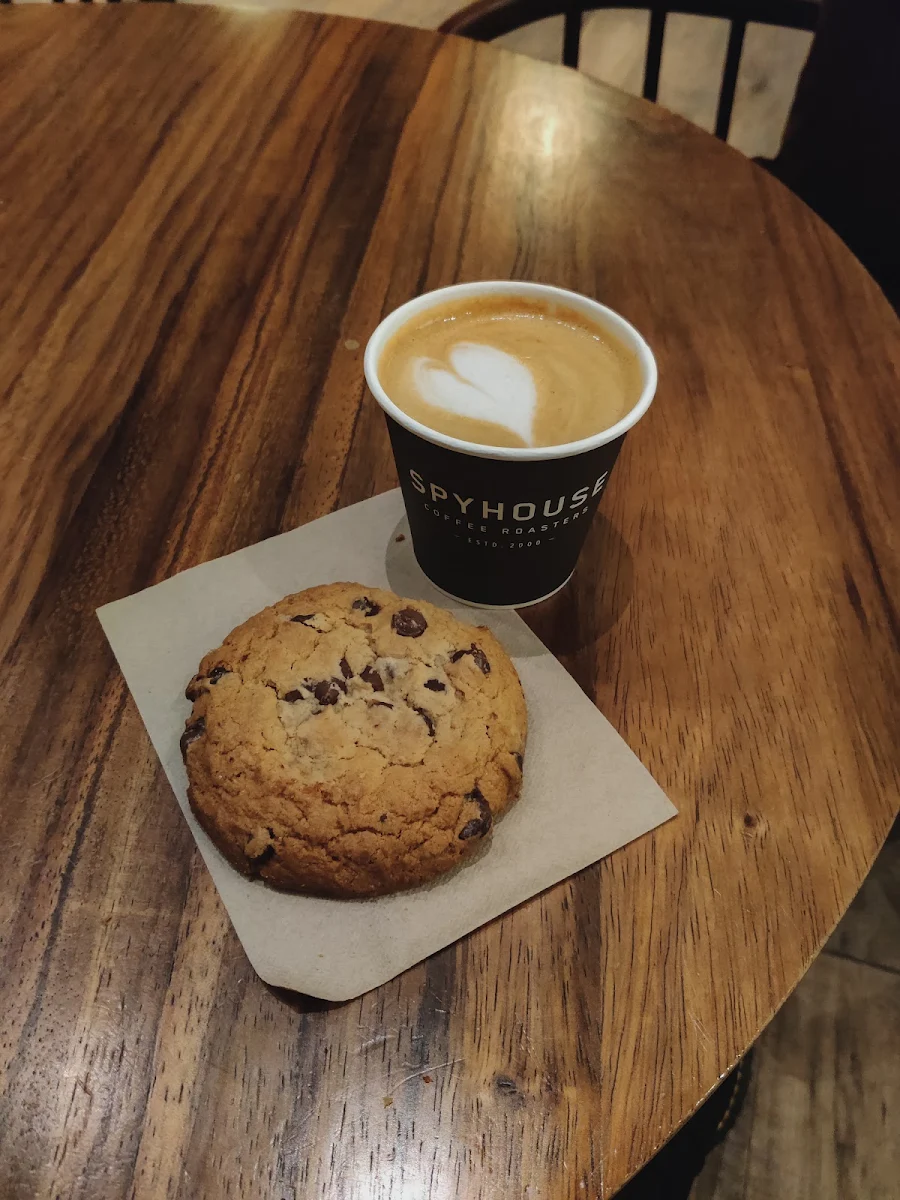 Cookie Butter Cappuccino and Chocolate Chip Cookie