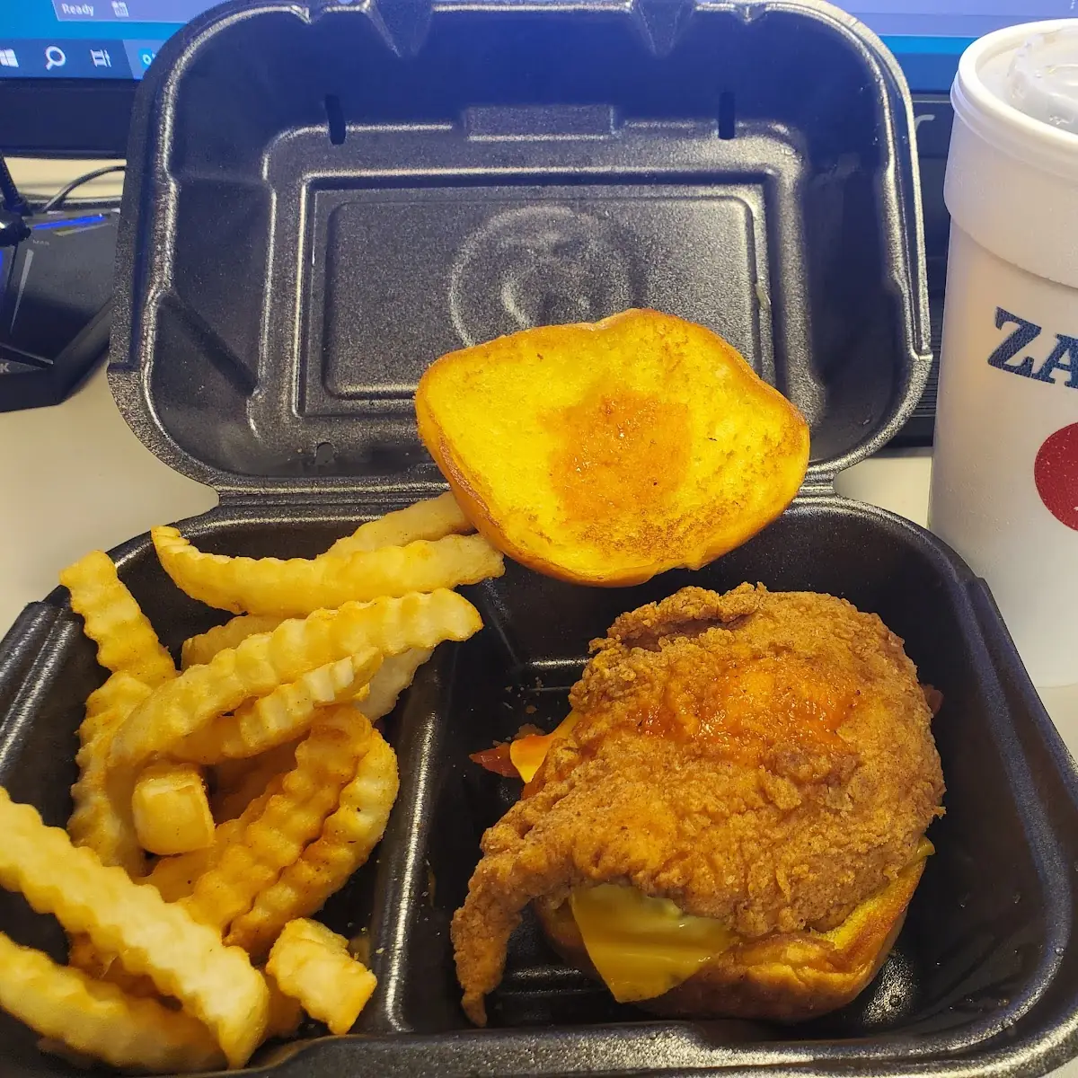 Buffalo Chicken Sandwich Combo