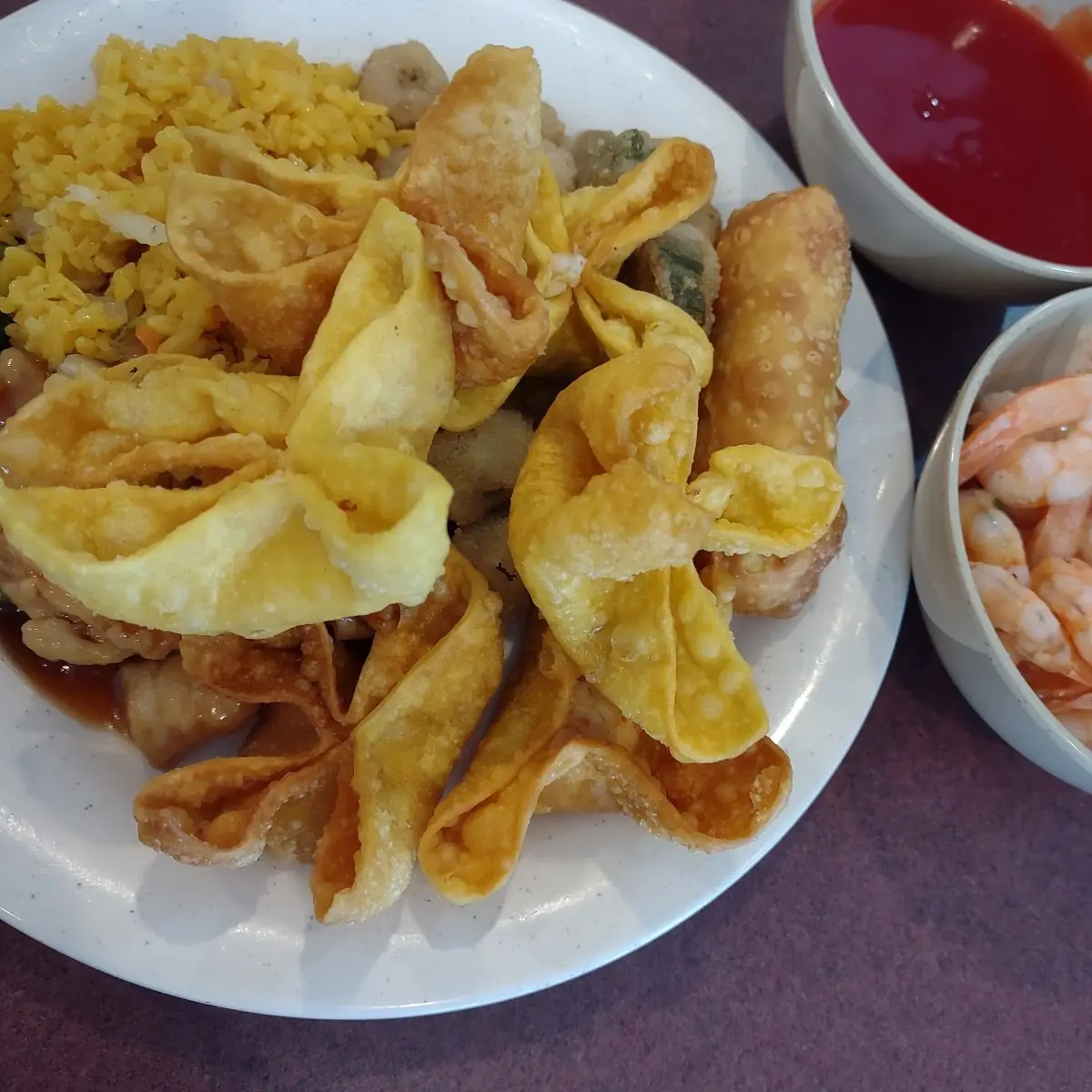Chicken & Broccoli with Fried Rice Crab Rangoon Spring Rolls with Side of Shrimp & Dipping Sauce