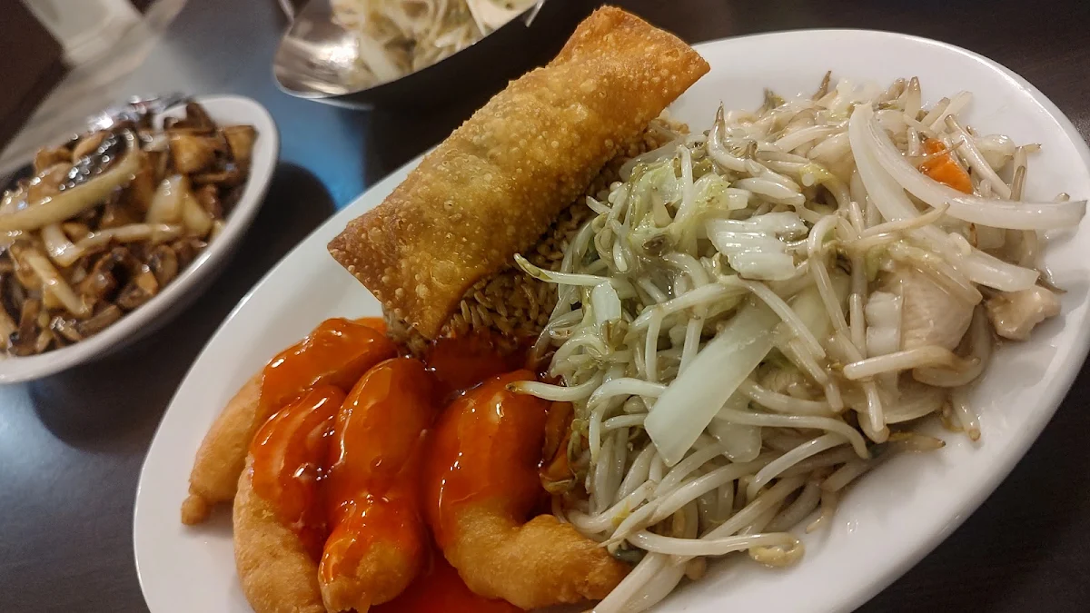 Highlights, China Boat