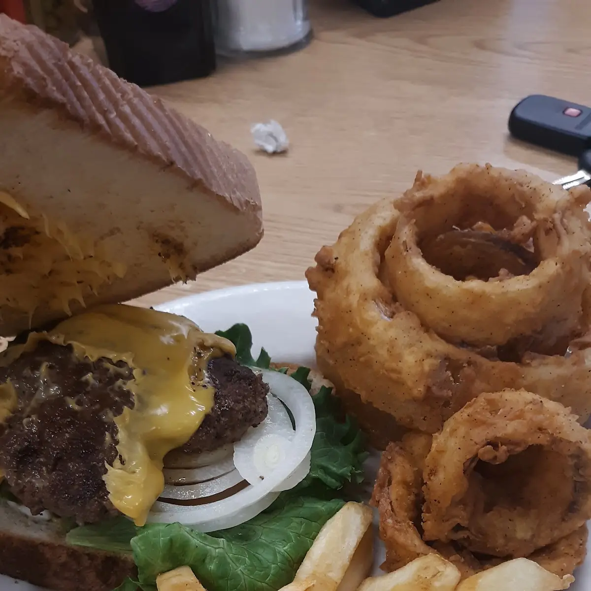Toasted Burger & Union Rings