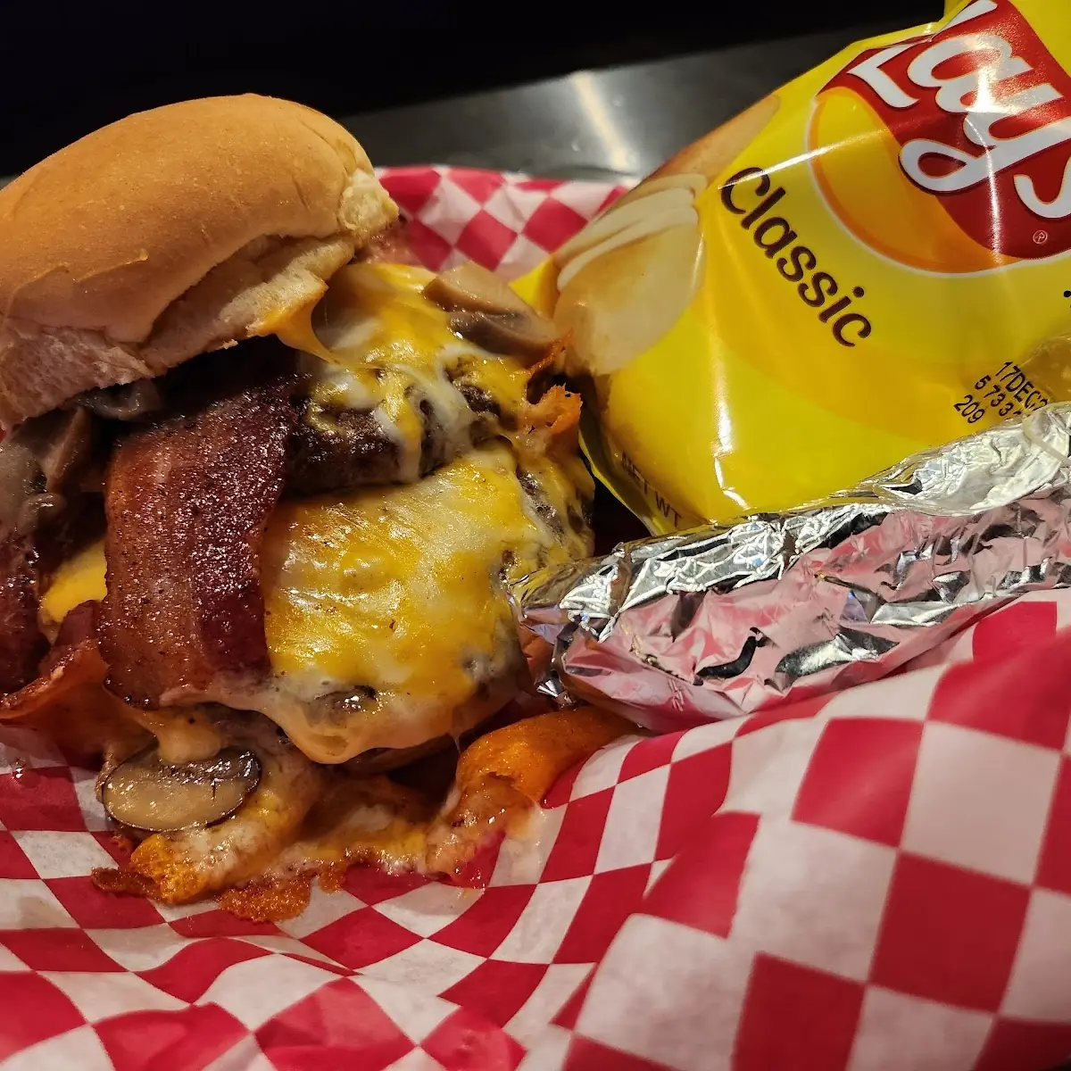 Bacon Cheeseburger