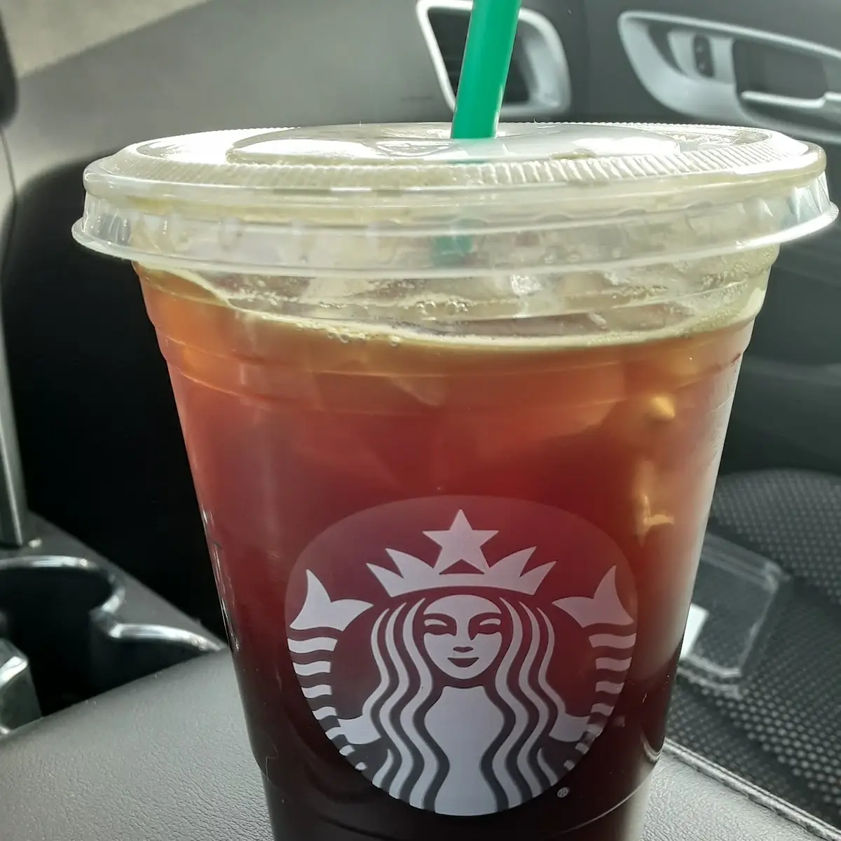 Grande Iced Americano