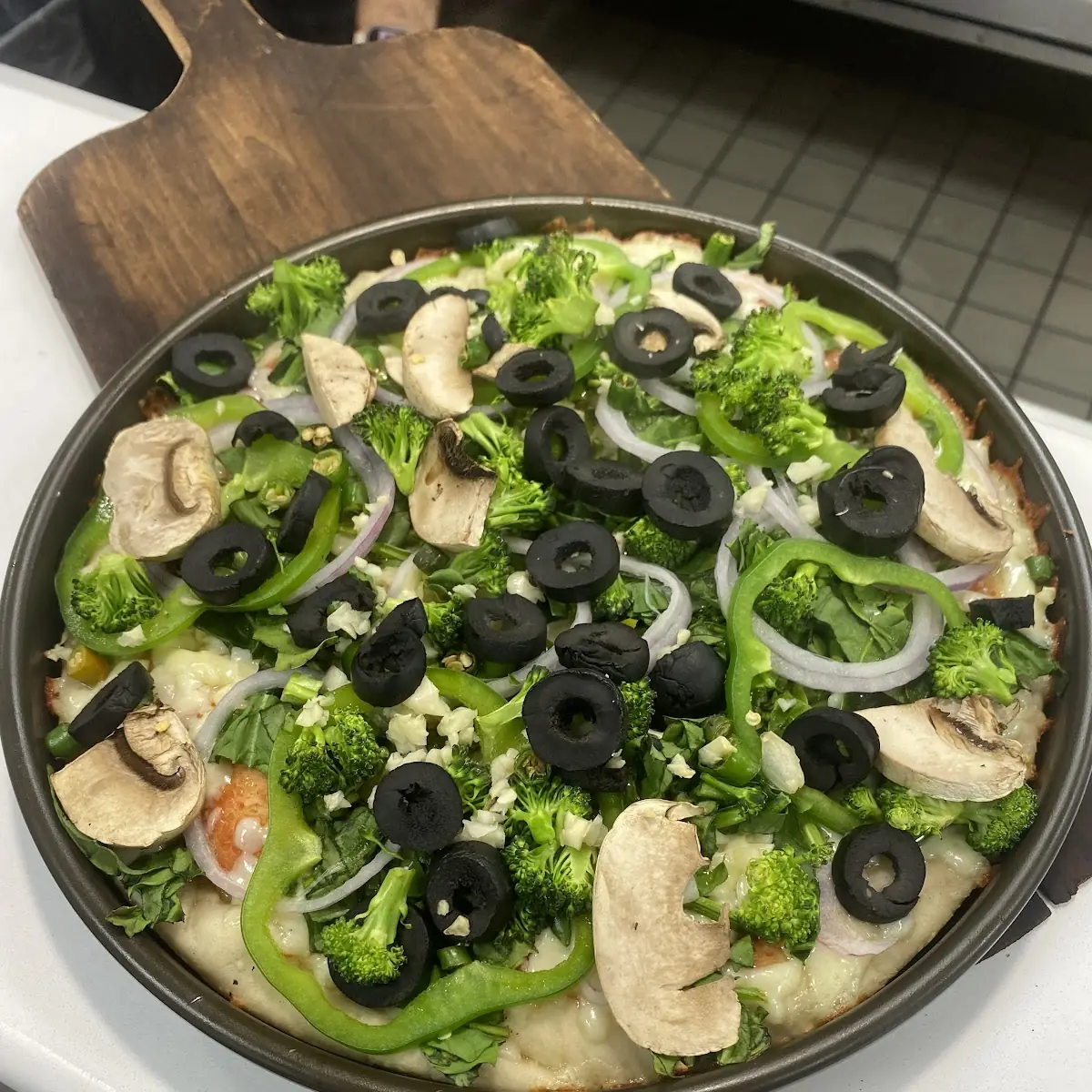 SCHEZWAN PANEER PIZZA 14"